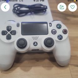 PlayStation 4 Glaciar White Two Contr