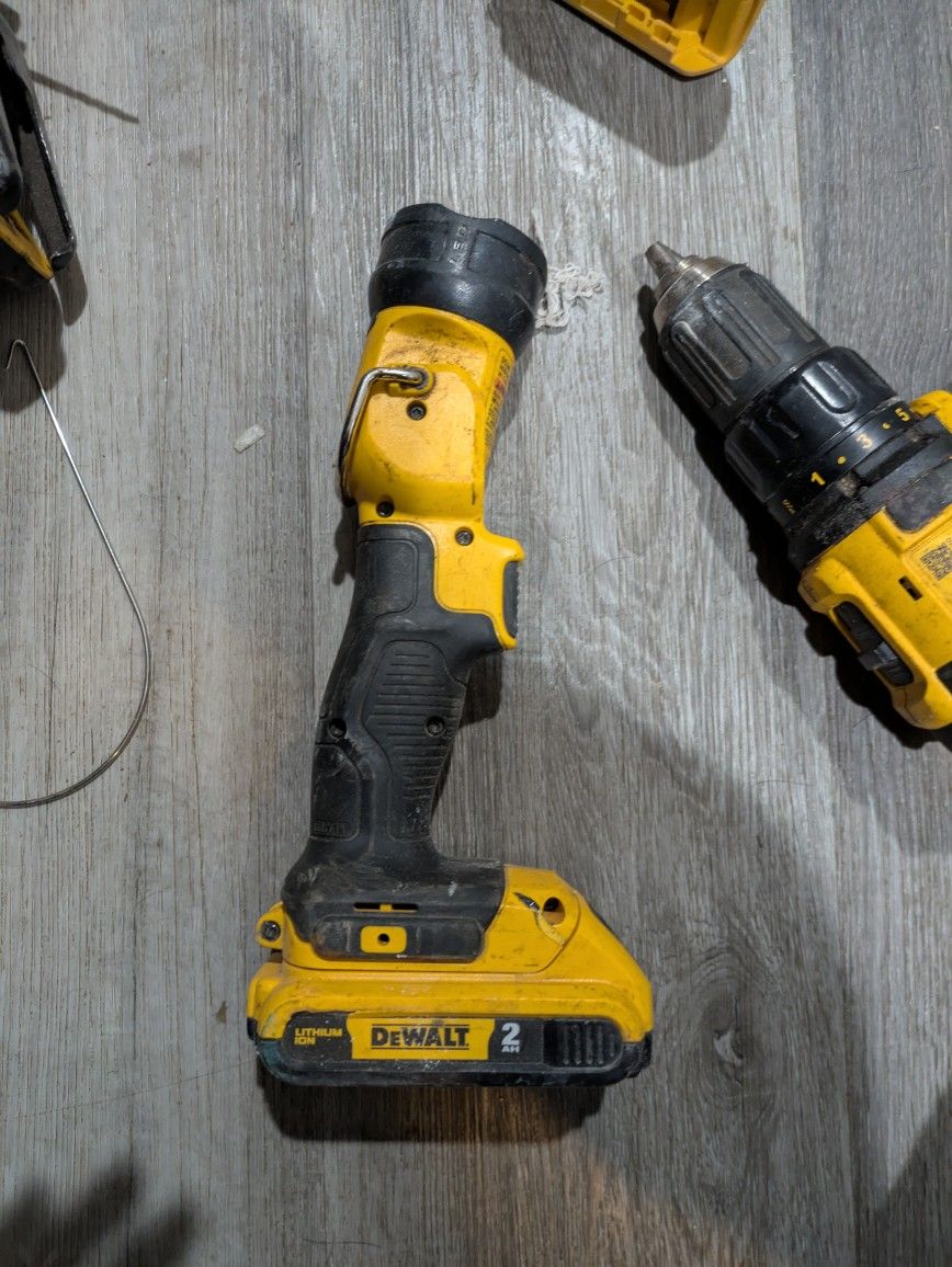 DeWalt Cordless Power Tools 50per Tool 250 For Bundle