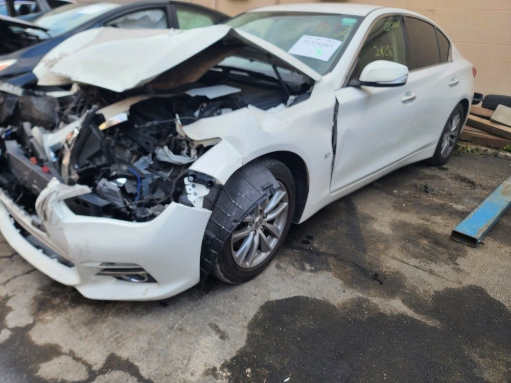 15 Infinity Q50 rear Bumper Trunklid Doors Tailights