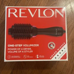 Revlon One Step Hair Dryer & Volumizer