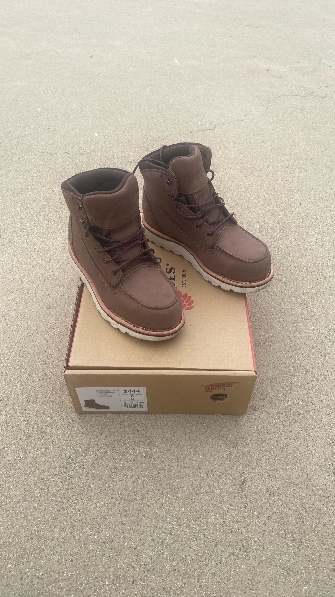 Red Wing Women’s Boots Size 6