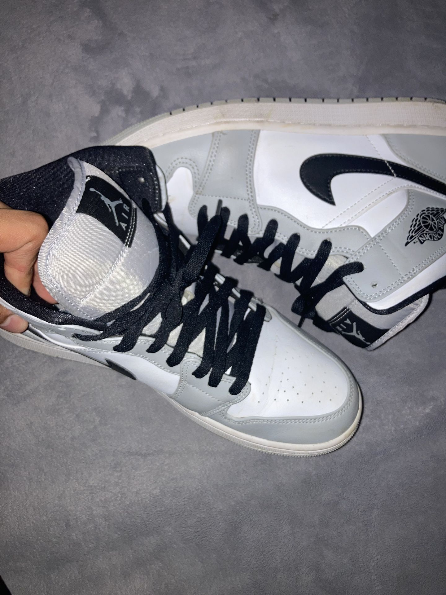 Jordan 1 Mid