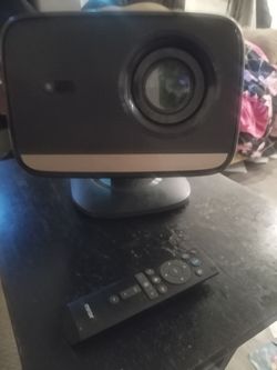 L810S Pro Smart 1080p Projector