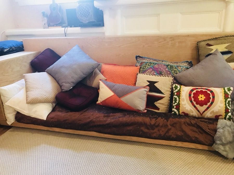 (FREE) Custom Moroccan floor-seating couch frame (floor seating,arabic jalsa,arabic seating,arabic cushion,majlis,sofa,jalsa)