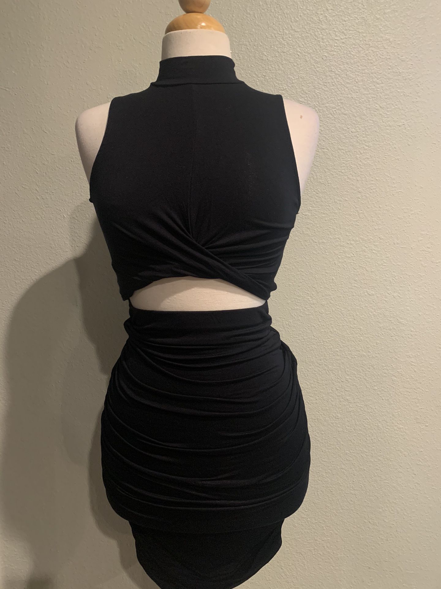 Fashion Nova Dress size Small