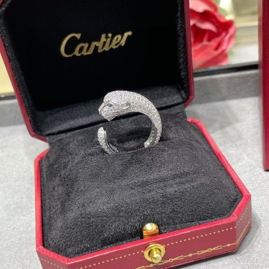 Cartier tiger head ring