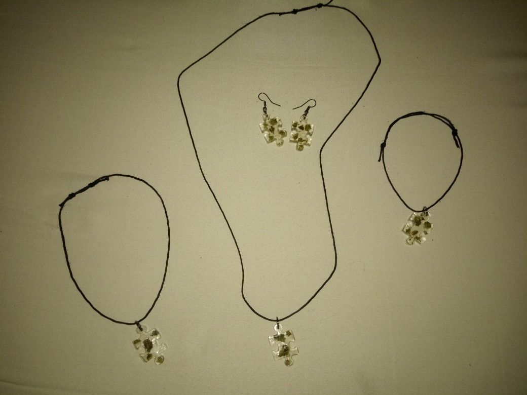 Custom-made novelty necklaces earrings bracelets and anklets