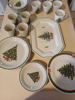 Christmas Porcelain Set