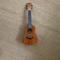 Aklot Ukelele with Case