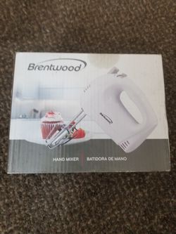 Compact hand mixer