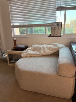 Corner chair