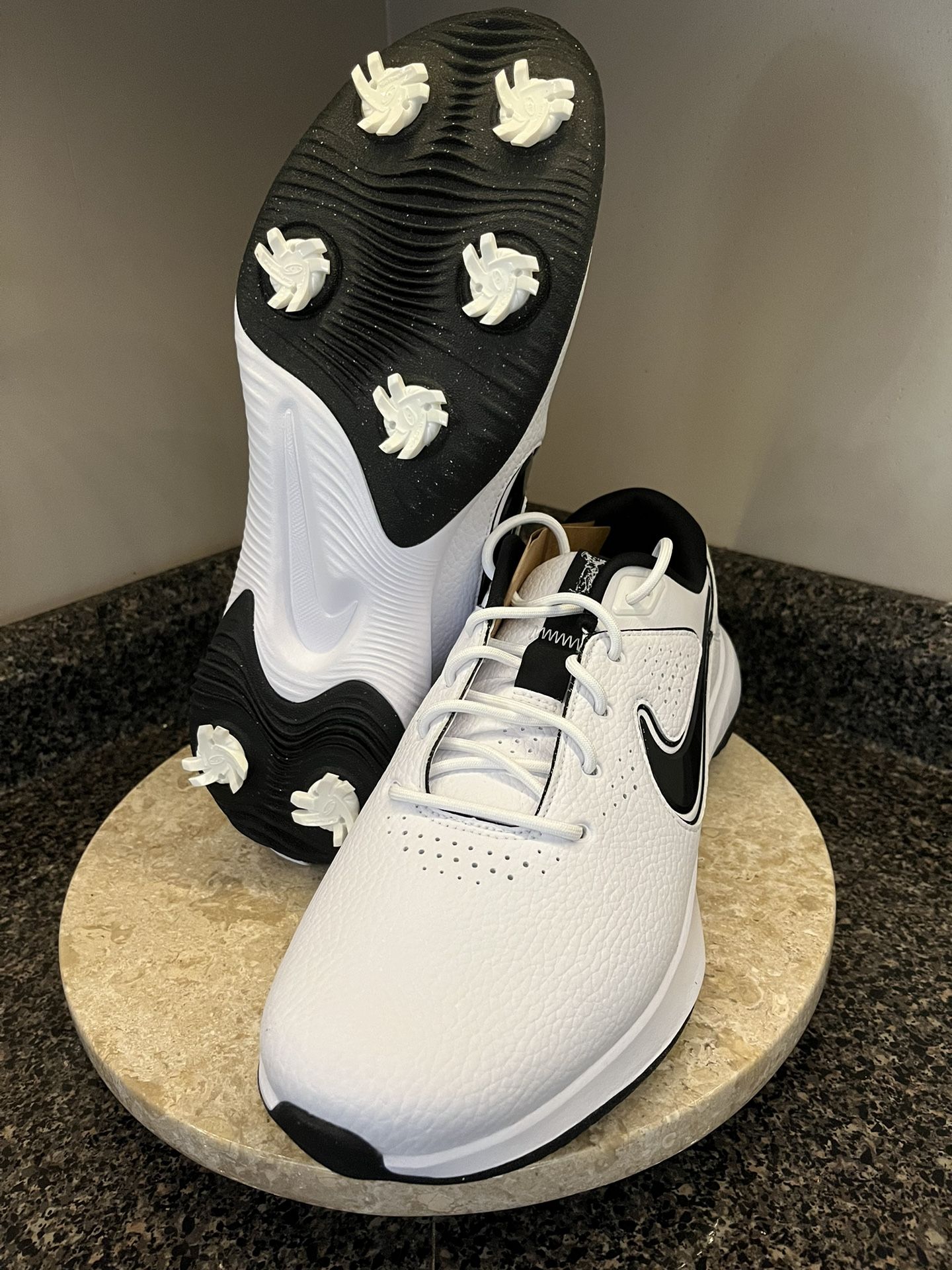 Nike Golf Victory Pro 