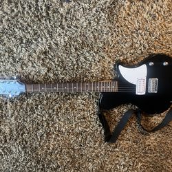 First Act ME502 Electric Guitar & Strap