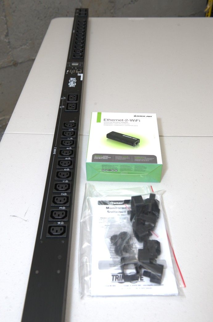 Tripp Lite PDUMV30HVNETLX with Wifi