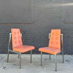 Vintage Mid Century Modern 1970s Milo Baughman Style Chrome & Pink Vinyl Set Of 2 Dining Chairs Lounge Chairs 