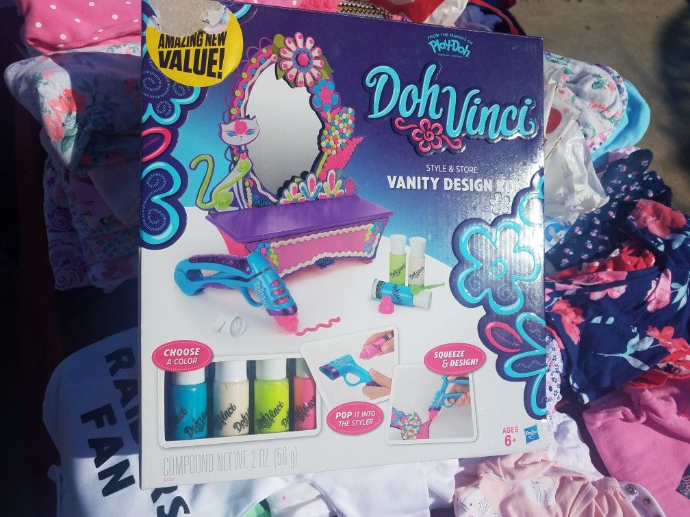 DoVinci Vanity Design Set for girls!