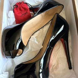 Christian Louboutin Black Patent Leather Peep Toed Heels