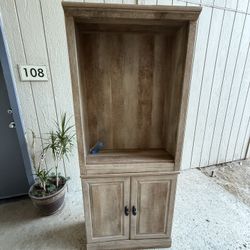 Wood Cabinet / Bookcase – Great Condition