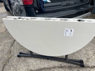 Lifetime folding table