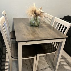 Dinning Table 