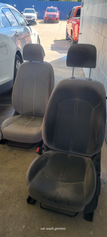LAVADO INTERIOR DE CARROS Y TROCAS A DOMICILIO EN HOUSTON