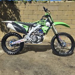 2009 Kawasaki KX450F.