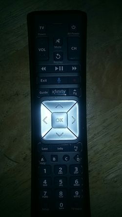 Xfinity control remote for Cox box