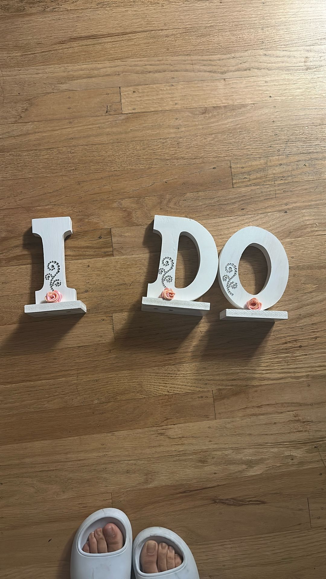 Wooden Wedding Decoration, “I DO” Sign