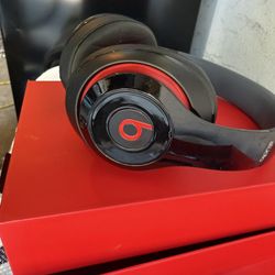 Beats Studio Like New Not Bluetooth 