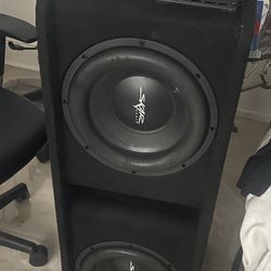 Skar Audio Sound System