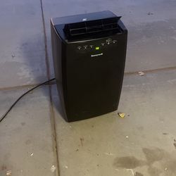 Honeywell MN10CESBB 10,000 BTU (ASHRAE) Portable Air Conditioner with Dehumidifier & Fan