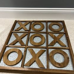 Tic-Tac-Toe Magnetic Wall/Table Game