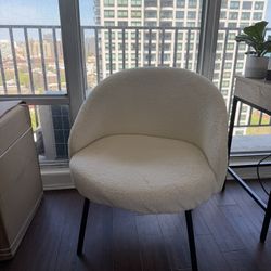 Upholstered White Chair 