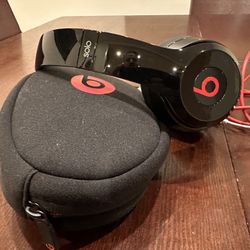 Beats Solo Wired Headphones Like New