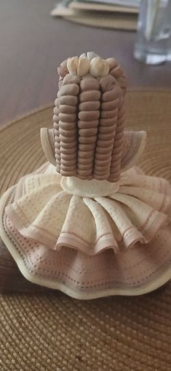 Figurine