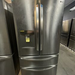 LG 4 Door Refrigerator With Water And Ice Maker