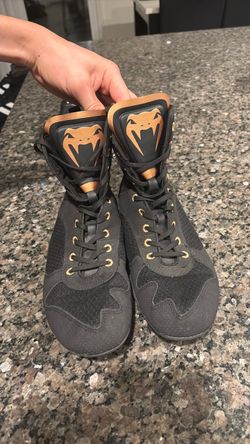 Venum Boxing Boots Black and Gold