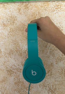 BEATS SOLO HD HEADPHONES