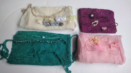 4 wraps and 12 headbands Newborn wraps with headbands. Newborn proto props