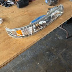 Signal Light Tahoe/Silverado 02-06