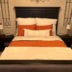 Queen Bed