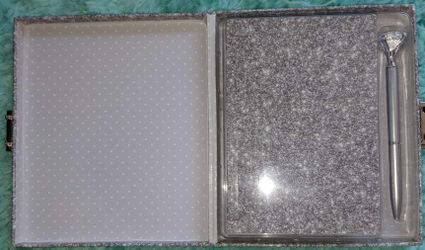 New gift set/ notebook with pen and keys