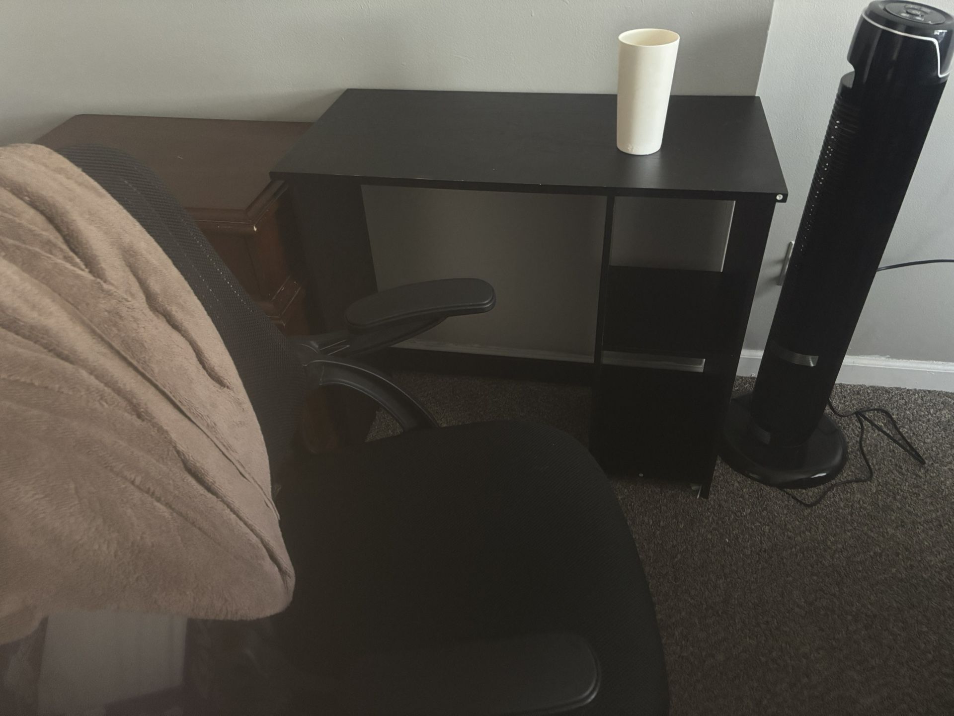 Desk and gaming chair