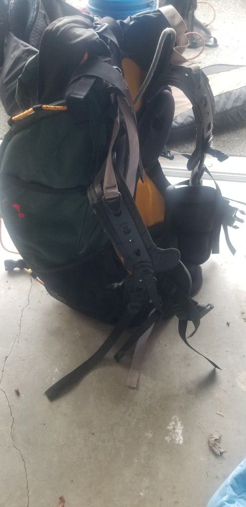 Large Eureka Camping Backpack With Internal Frame