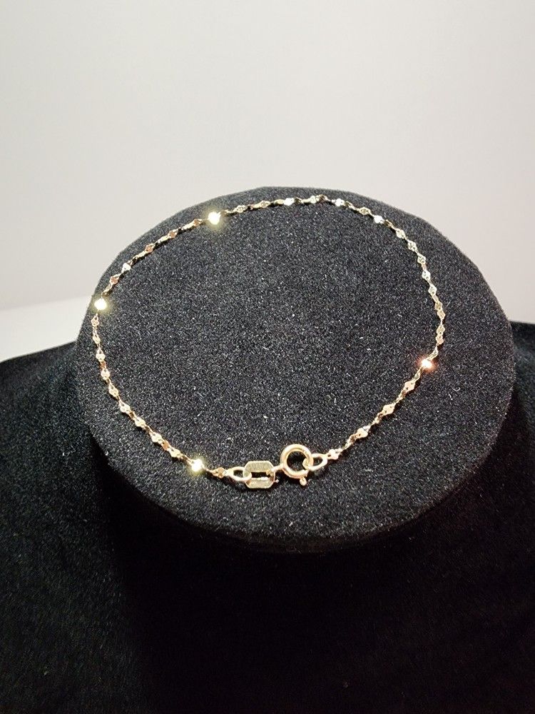 10k Gold Bracelet