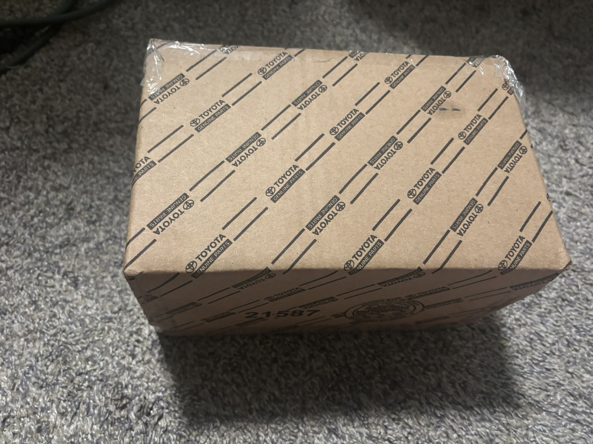 15-20 Sienna Middle Row Center Seatbelt, 8 Seater Siennas