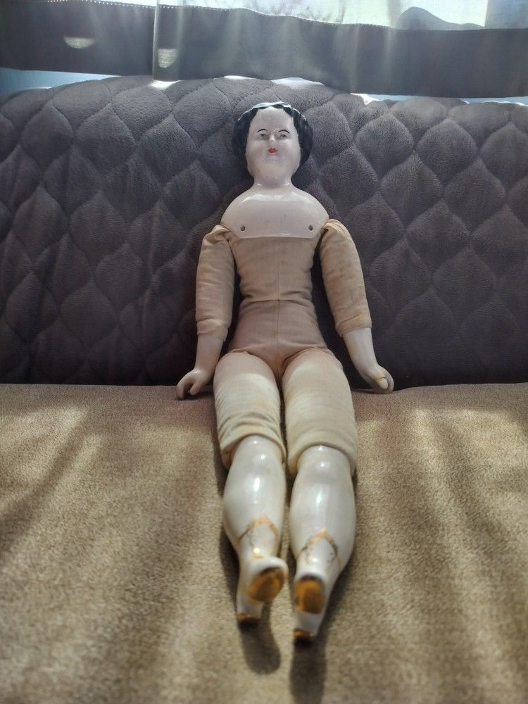 Authentic Vintage 1940s Mary Elizabeth Cotton/Cloth Porcelain Doll