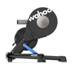 Wahoo Kicker Smart Bike Trainer 