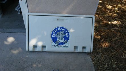 Children's commercial changing table