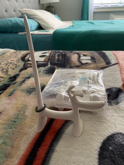 Porcelain  Dog Wagg Ring Holder